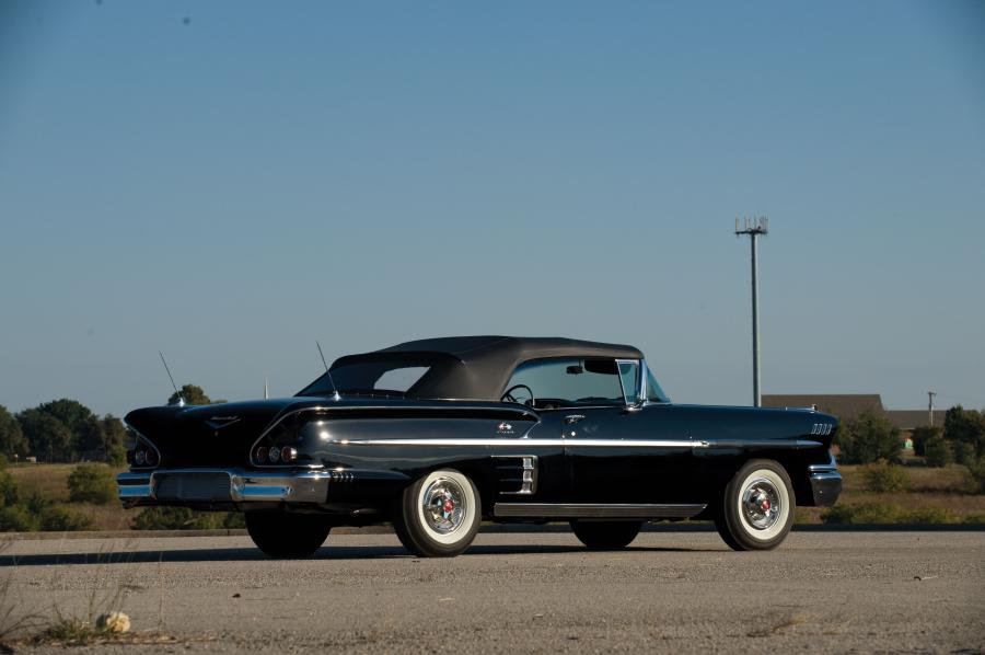  Chevrolet Impala Tri-Power 348 Convertible 1958 года  (фото 4 из 4)